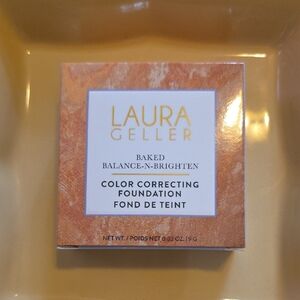 Laura Geller Balance-N-Brighten Foundation - Light